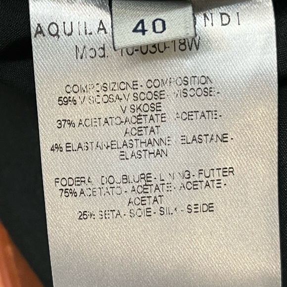 NWT Gorgeous Italian Silk Blend Crepe Skirt with Bubble Flounce. - Picture 8 of 9